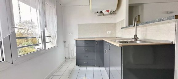 Studio in Livry-Gargan, France, Nr. 175596 4