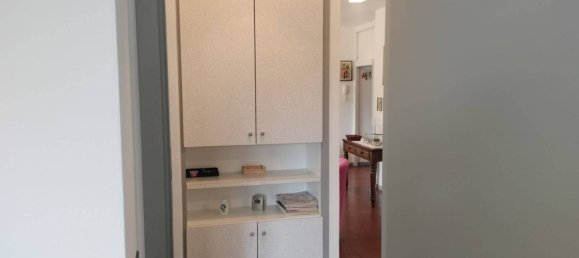 2 bedrooms Apartment in Massa, Italy No. 281039 9