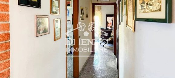 4 bedrooms Apartment in Monterosi, Italy No. 265851 11