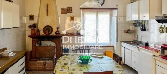 4 bedrooms Apartment in Monterosi, Italy No. 265851 9
