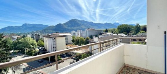 Apartamento de 2 dormitorios en Annecy, France No. 291564 3