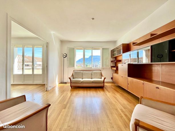 Apartamento de 2 dormitorios en Annecy, France No. 291564