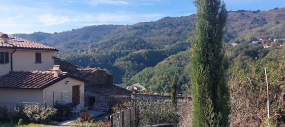 3 rooms Apartment in Marliana, Italy No. 37889 16