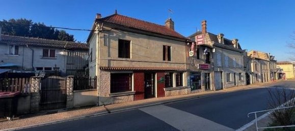 154m² Commercial property in Vienne, France No. 315811 4