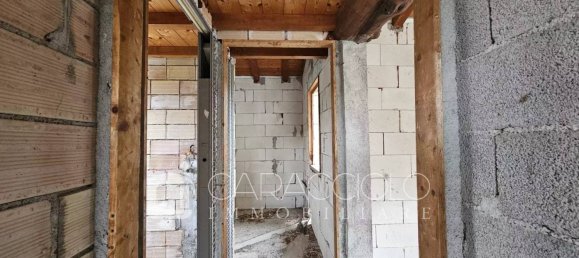 2 Schlafzimmer Villa in Loiri Porto San Paolo, Italy, Nr. 114712 10