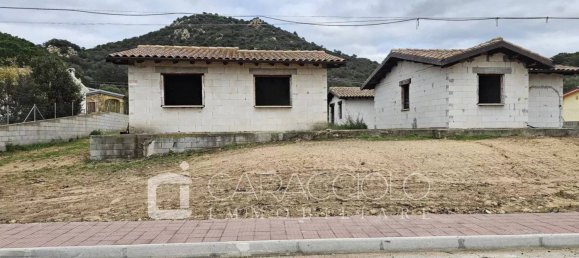 2 Schlafzimmer Villa in Loiri Porto San Paolo, Italy, Nr. 114712 2