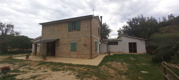 10 rooms House in Manciano, Italy No. 167609 3