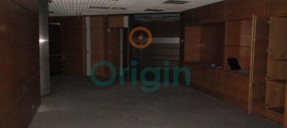 112m² Commercial property in Pacos de Ferreira, Portugal No. 71539 3