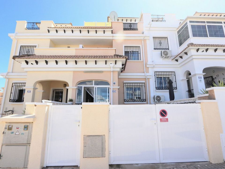 3 chambres Maison de ville à Alicante, Spain No. 163179