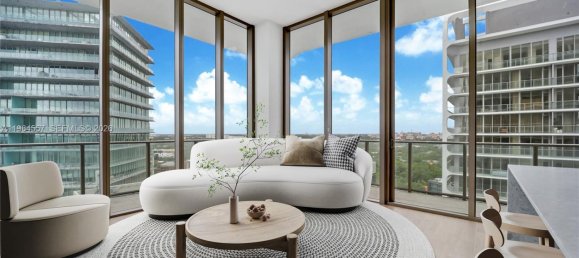 2 Schlafzimmer Gewerbliche Immobilien in Miami, USA, Nr. 615583 5