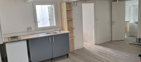 Studio in Toulon, France No. 328142 2