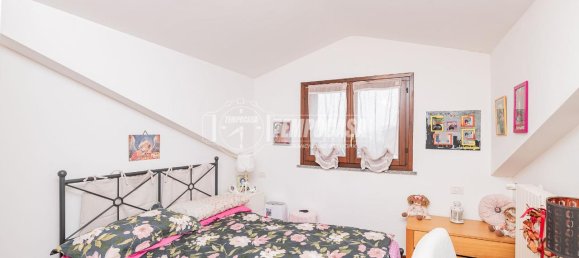 Apartamento de 3 habitaciónes en Peschiera Borromeo, Italy No. 32968 19