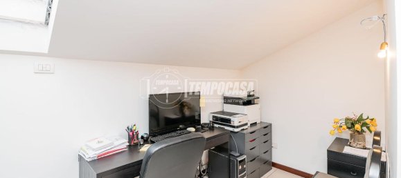 Apartamento de 3 habitaciónes en Peschiera Borromeo, Italy No. 32968 12