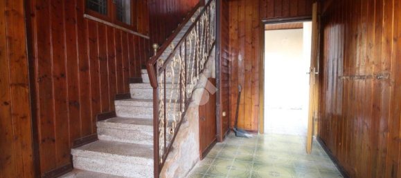 Villa de 4 dormitorios en Luzzara, Italy No. 22799 3