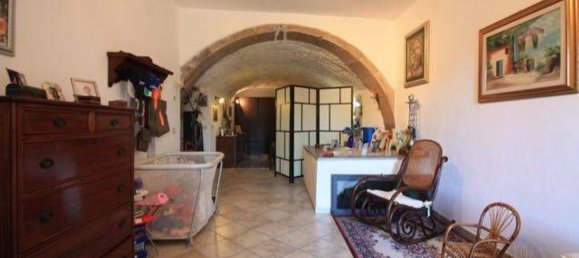 5 rooms Apartment in Blera, Italy No. 66880 4