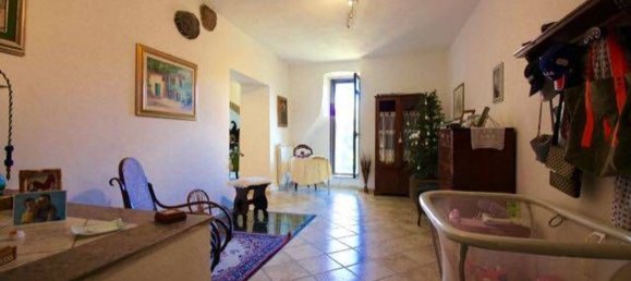 5 rooms Apartment in Blera, Italy No. 66880 6