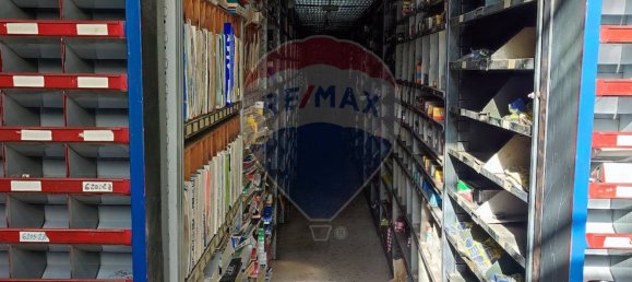 3 rooms Warehouse in Bari, Italy No. 55161 3