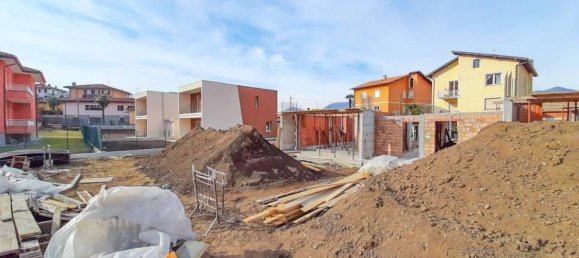 4-Zimmer Villa in Luino, Italy, Nr. 112103 11