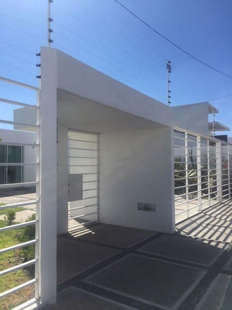 3 bedrooms House in Queretaro, Mexico No. 173109