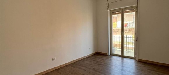 3-Zimmer Wohnung in Syracuse, Italy, Nr. 250266 8