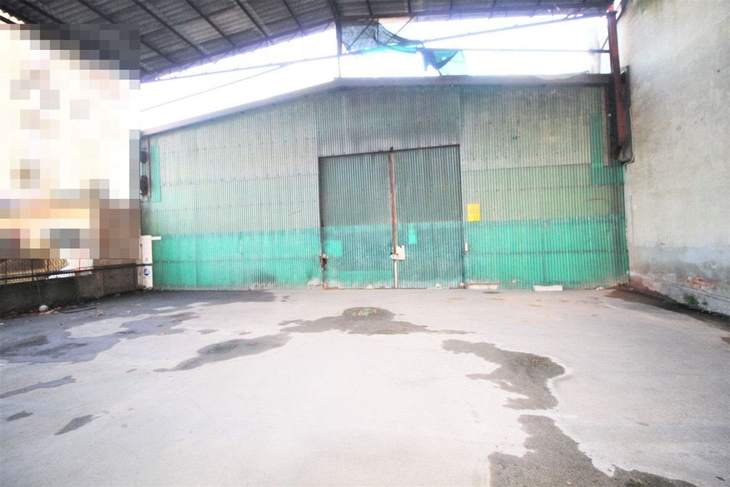 450m² Warehouse in Montevarchi, Italy No. 72612
