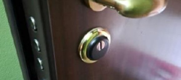 4-salle Appartement à Rho, Italy No. 212787 7