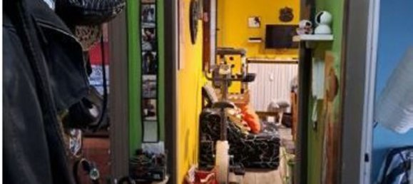 4-salle Appartement à Rho, Italy No. 212787 9