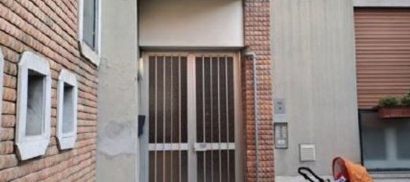 4-salle Appartement à Rho, Italy No. 212787 4