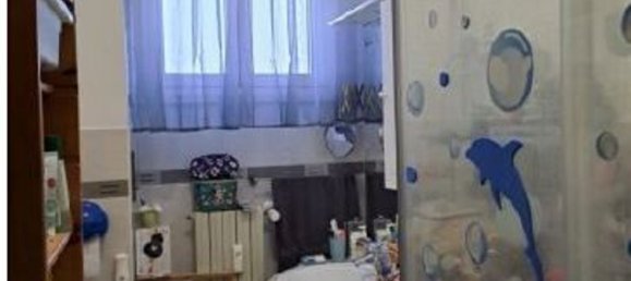 4-salle Appartement à Rho, Italy No. 212787 21