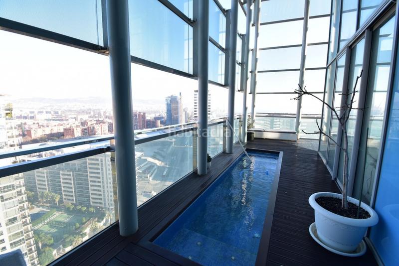 Ático de 3 dormitorios en Sant Martí, Spain No. 19244