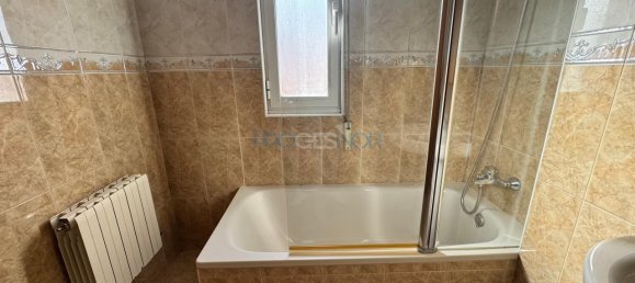 3 Schlafzimmer Doppelhaus in Leon, Spain, Nr. 162508 30