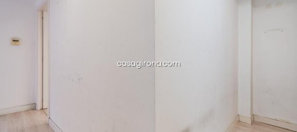 Imóvel comercial T3 em Girona, Spain N.º 161499 20