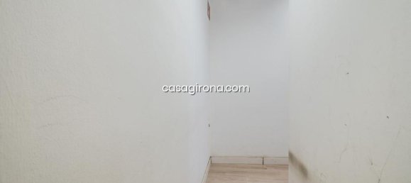 Imóvel comercial T3 em Girona, Spain N.º 161499 13