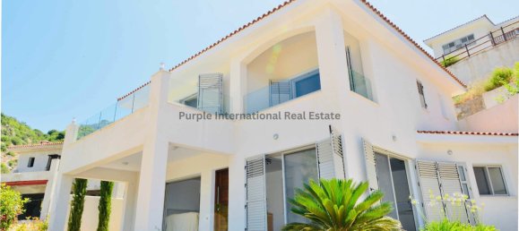 4 bedrooms Villa in Tala, Cyprus No. 1155 2