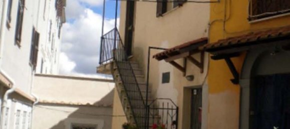 Studio in Rocca di Papa, Italy No. 100055 4