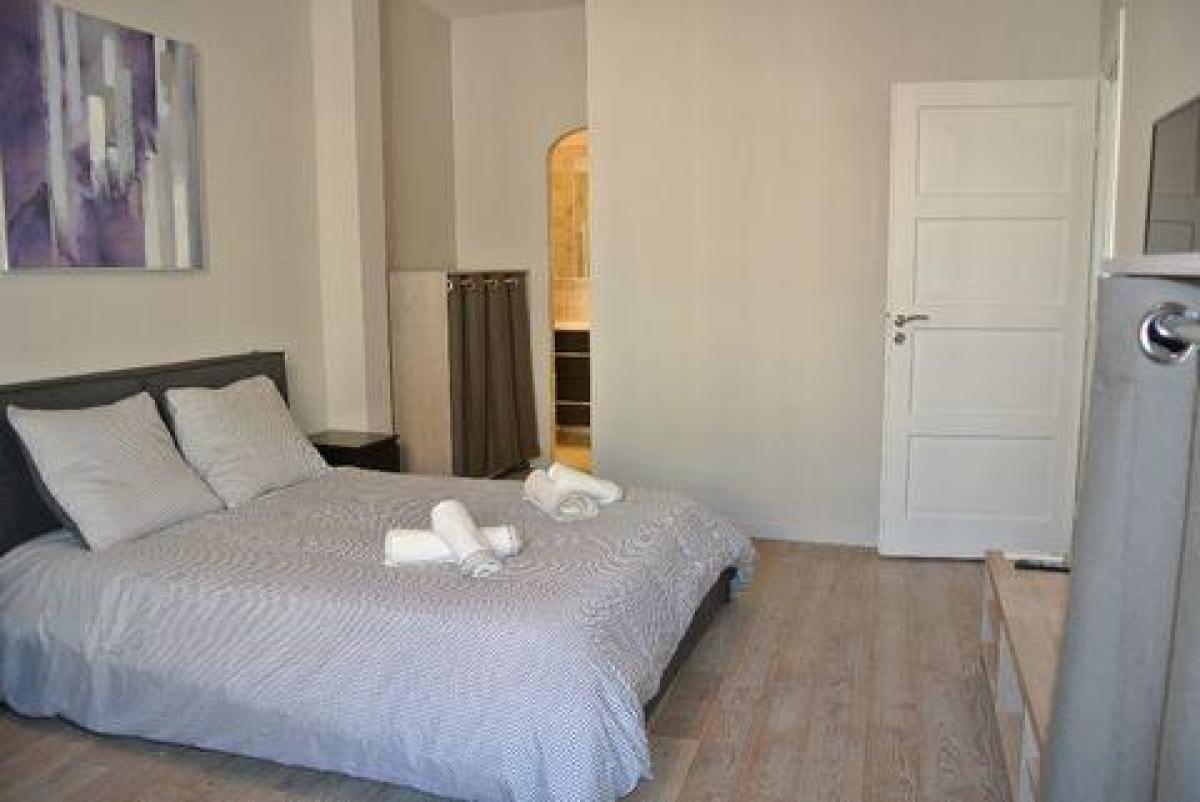 Apartamento com 4 quartos em condomínio em Cannes, France N.º 5027