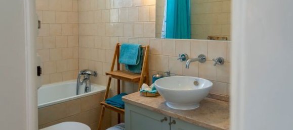 2 bedrooms Apartment in Lisbon, Portugal No. 94180 26