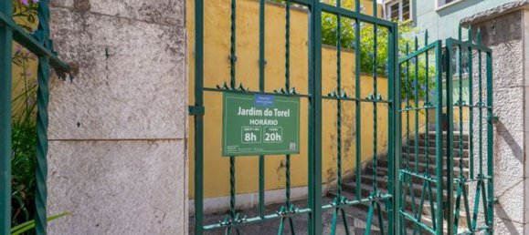 2 bedrooms Apartment in Lisbon, Portugal No. 94180 40