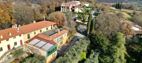 8-Zimmer Gewerbliche Immobilie in Valeggio sul Mincio, Italy, Nr. 167028 2