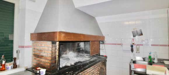 8-Zimmer Gewerbliche Immobilie in Valeggio sul Mincio, Italy, Nr. 167028 32