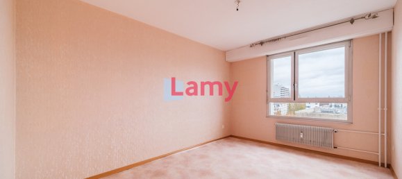 3 bedrooms Apartment in Mulhouse, France No. 53695 4