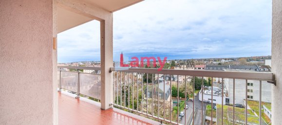 3 bedrooms Apartment in Mulhouse, France No. 53695 9