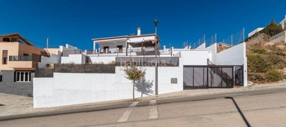 3 bedrooms House in La Zubia, Spain No. 134169 8