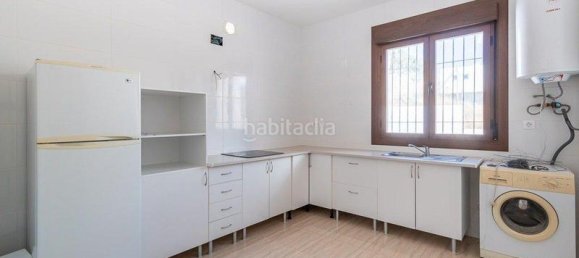 3 bedrooms House in La Zubia, Spain No. 134169 16