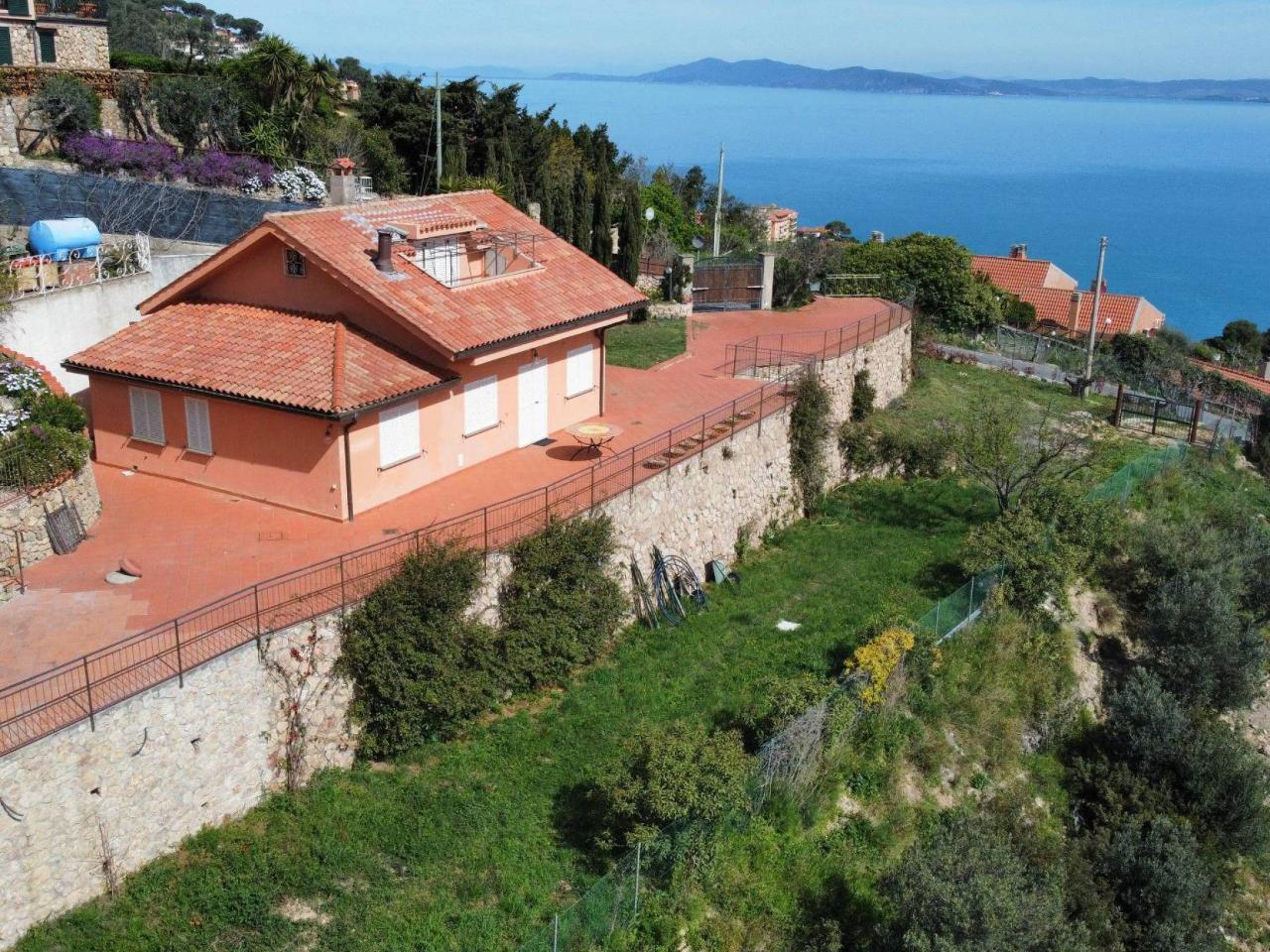 5 rooms Villa in Monte Argentario, Italy No. 86661