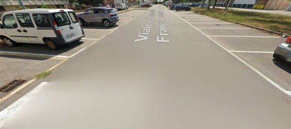 3 bedrooms Apartment in Vercelli, Italy No. 379691 9