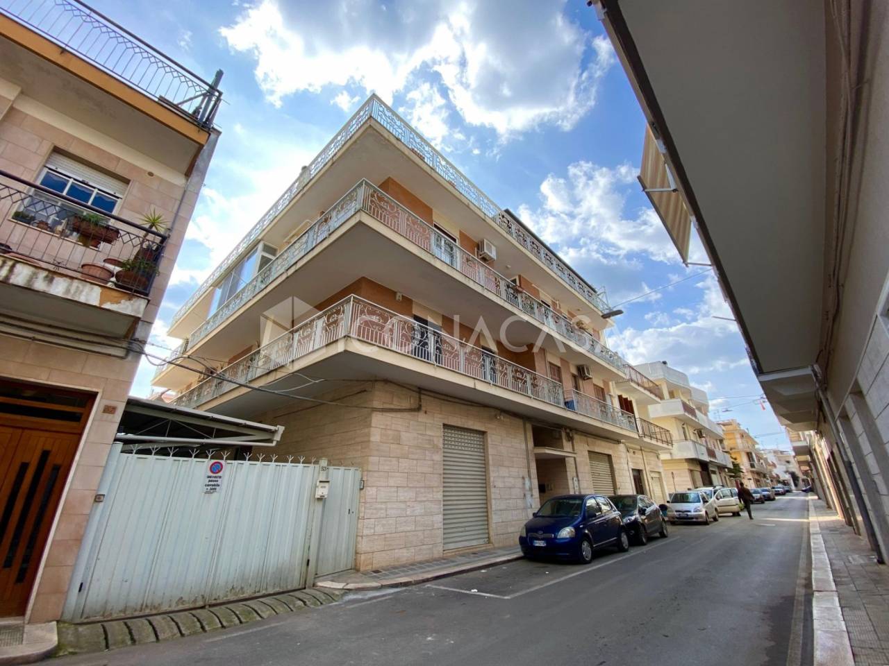 Apartamento de 4 divisões em Noicattaro, Italy N.º 23099