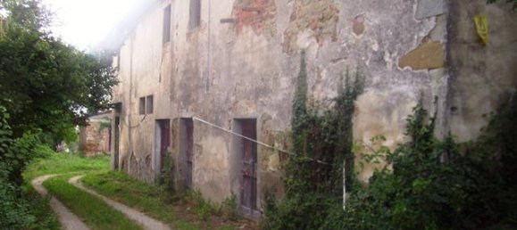 6 rooms House in Laterina Pergine Valdarno, Italy No. 229016 25