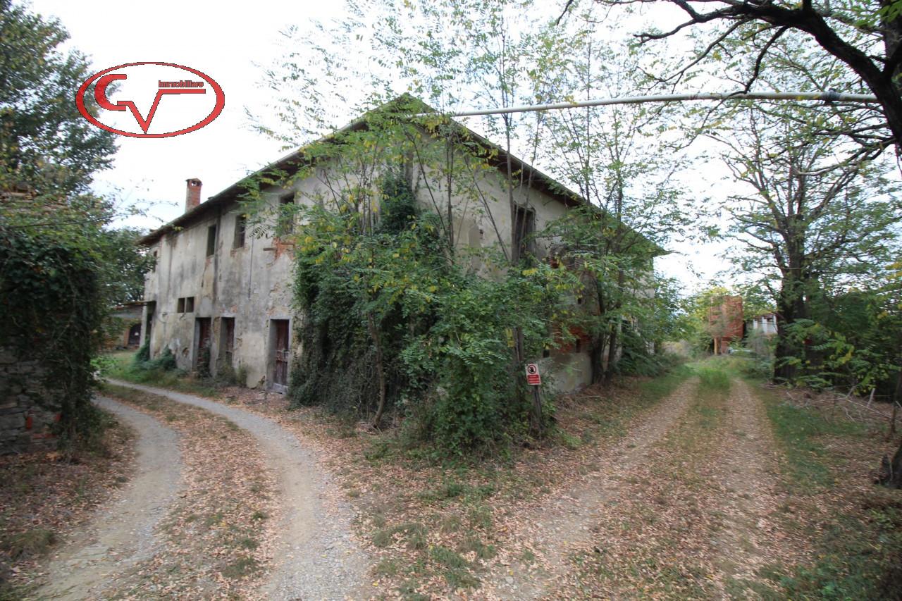 6 rooms House in Laterina Pergine Valdarno, Italy No. 229016