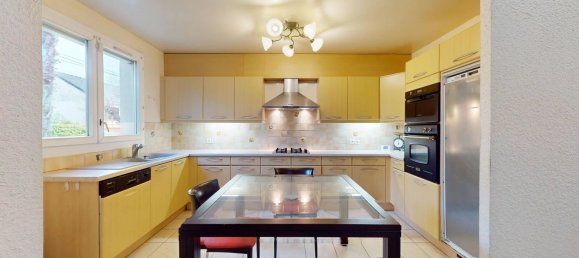 Casa de 3 dormitorios en Chelles, France No. 141634 4